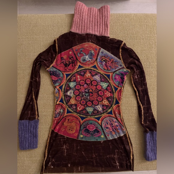 Jean Paul Gaultier Tops - Jean Paul Gaultier Zodiac Graphic Turtleneck top -vintage rare